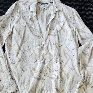 Perry Ellis White and Gray Patterned Dress Shirt